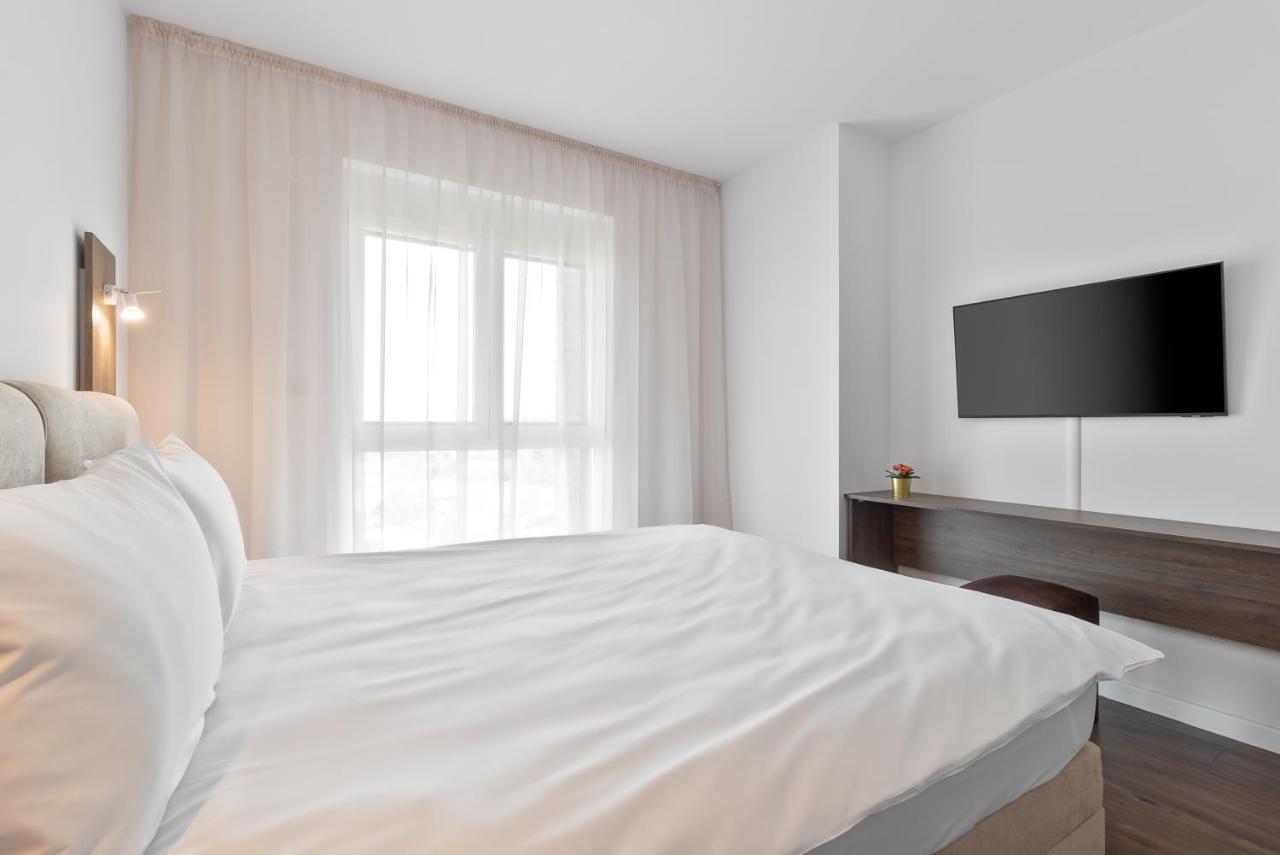 Grand Hill Flats Leilighet Oradea Eksteriør bilde