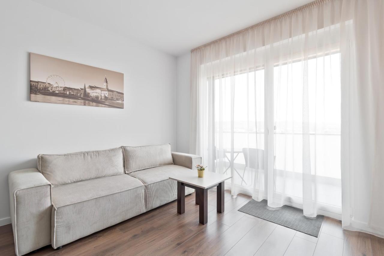 Grand Hill Flats Leilighet Oradea Eksteriør bilde