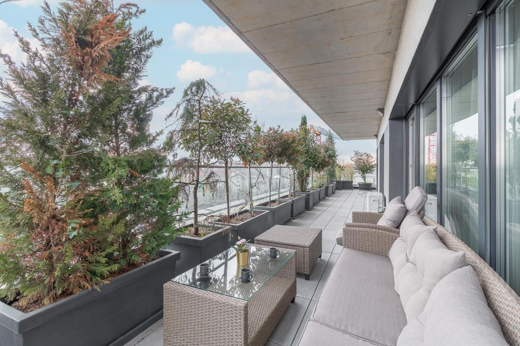 Grand Hill Flats Leilighet Oradea Eksteriør bilde